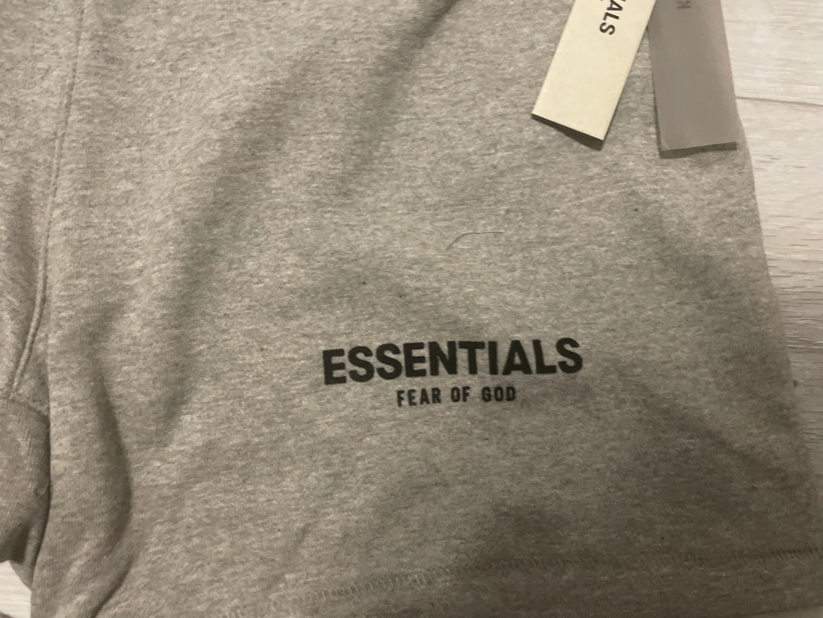 Essentials FOG SS22 Dark Oatmeal Shorts - photo 2