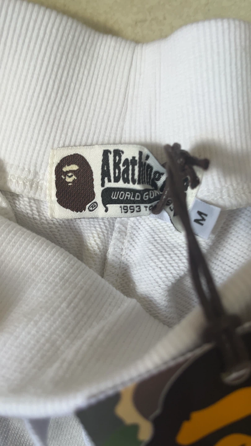A Bathing Ape BAPE Shark Camo Shorts Size M - photo 2
