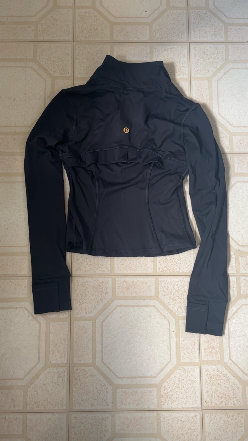 Lululemon Black Jacket Size 4 - photo 4