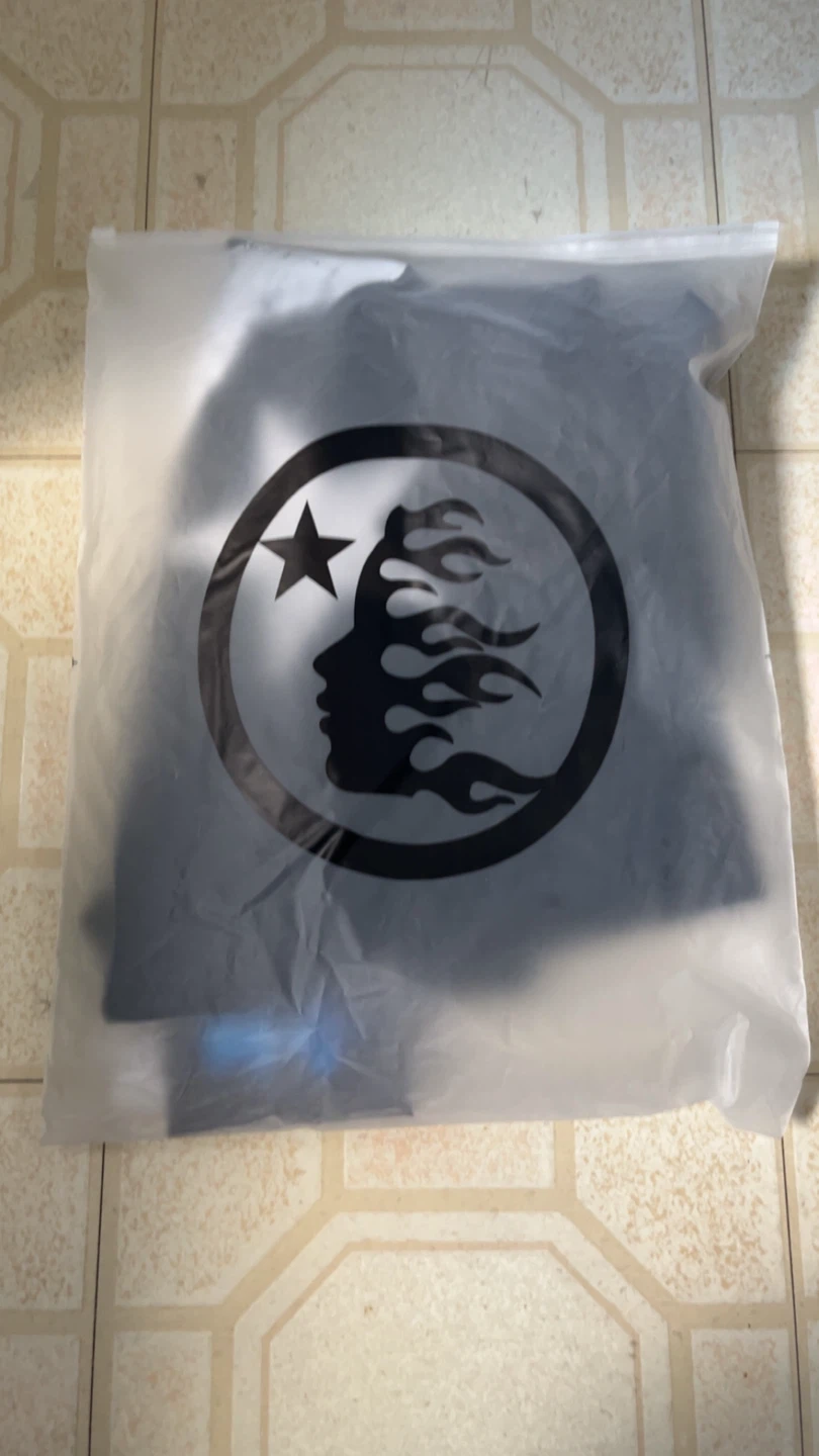 Hellstar T-Shirt - Size L - photo 5