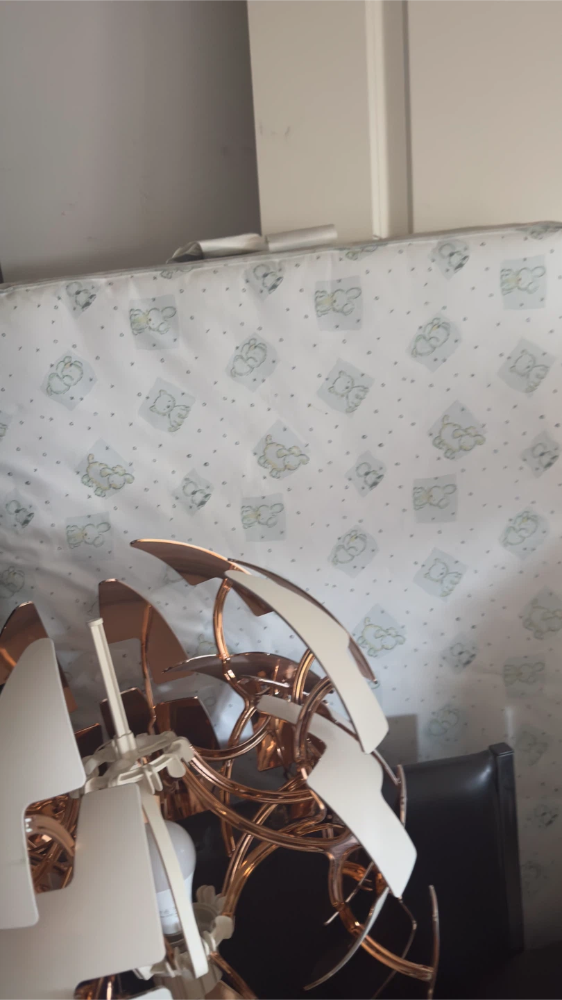 White Crib with Mattress - photo 2