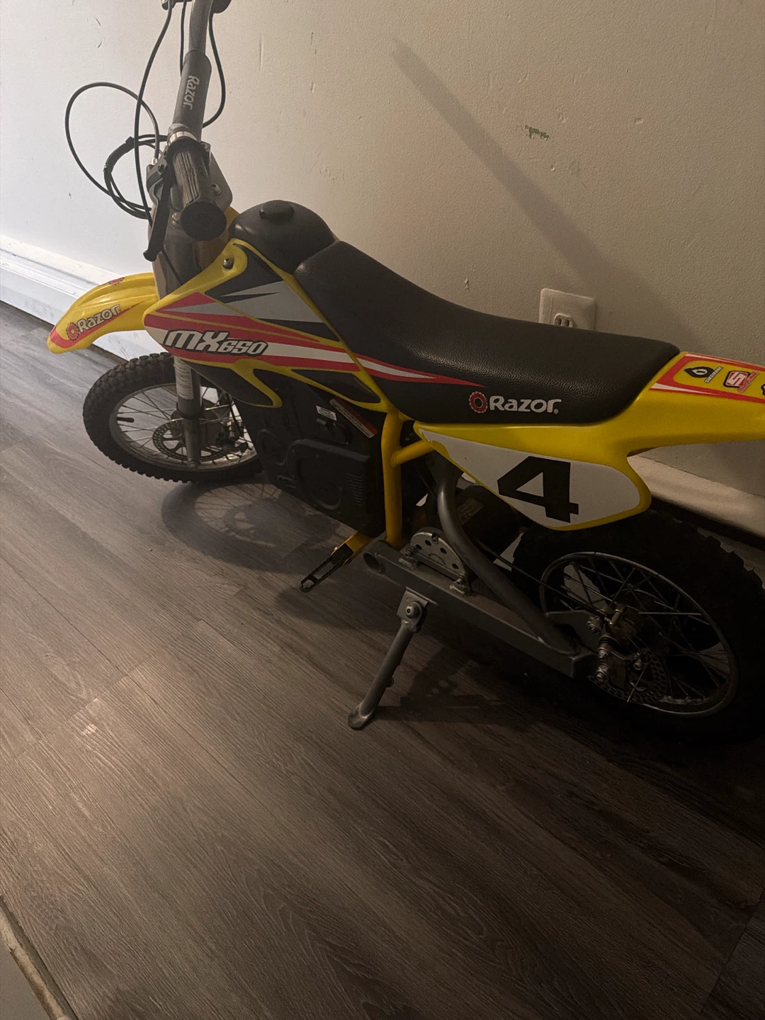Razor Motorcycle - photo 3