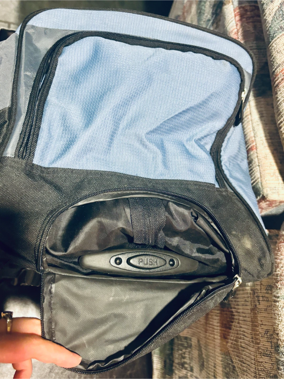 ROLLING CARRY-ON DUFFLE BAG - photo 4