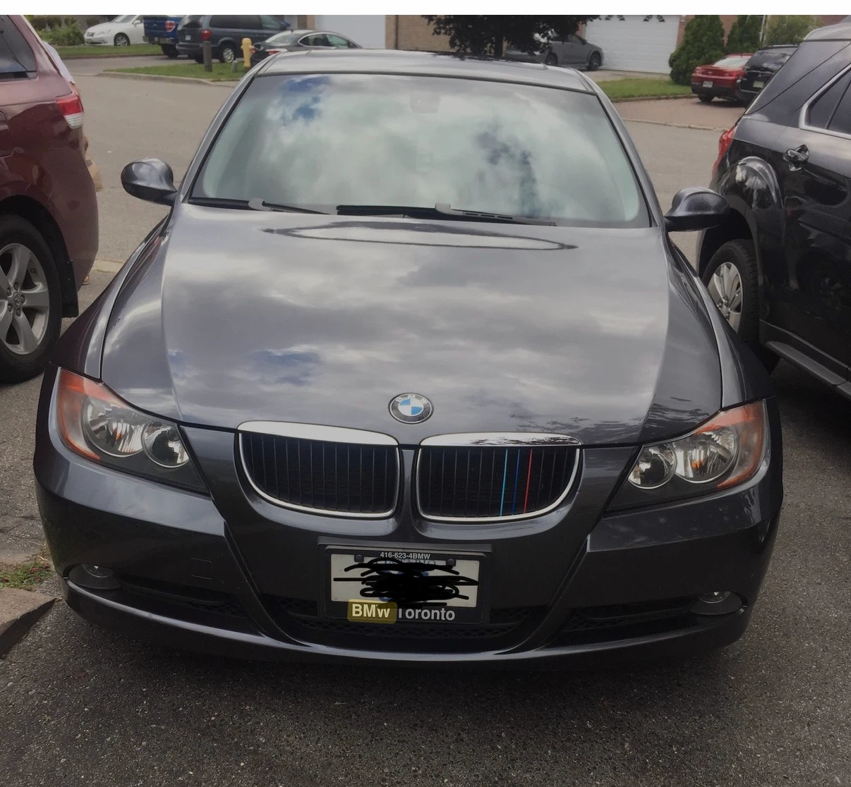 BMW 323i  Sedan