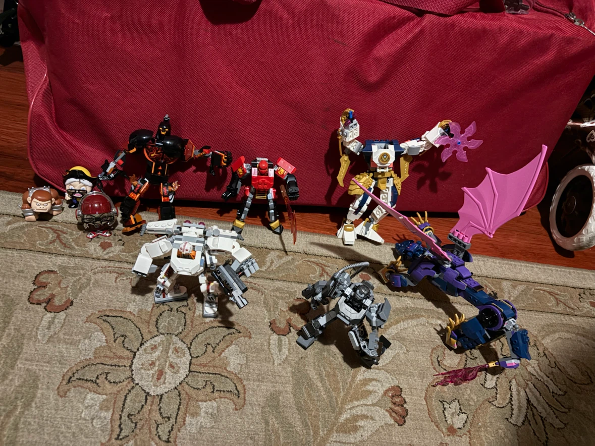 LEGO Mech Figure Collection - Various Sets