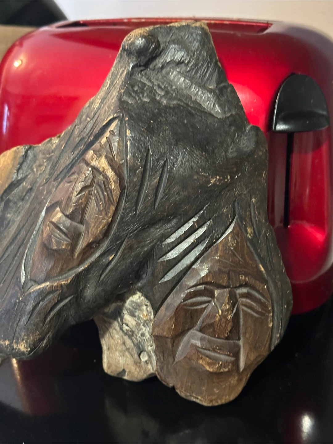 Vintage  Signed 1984 First Nations Carving - photo 2