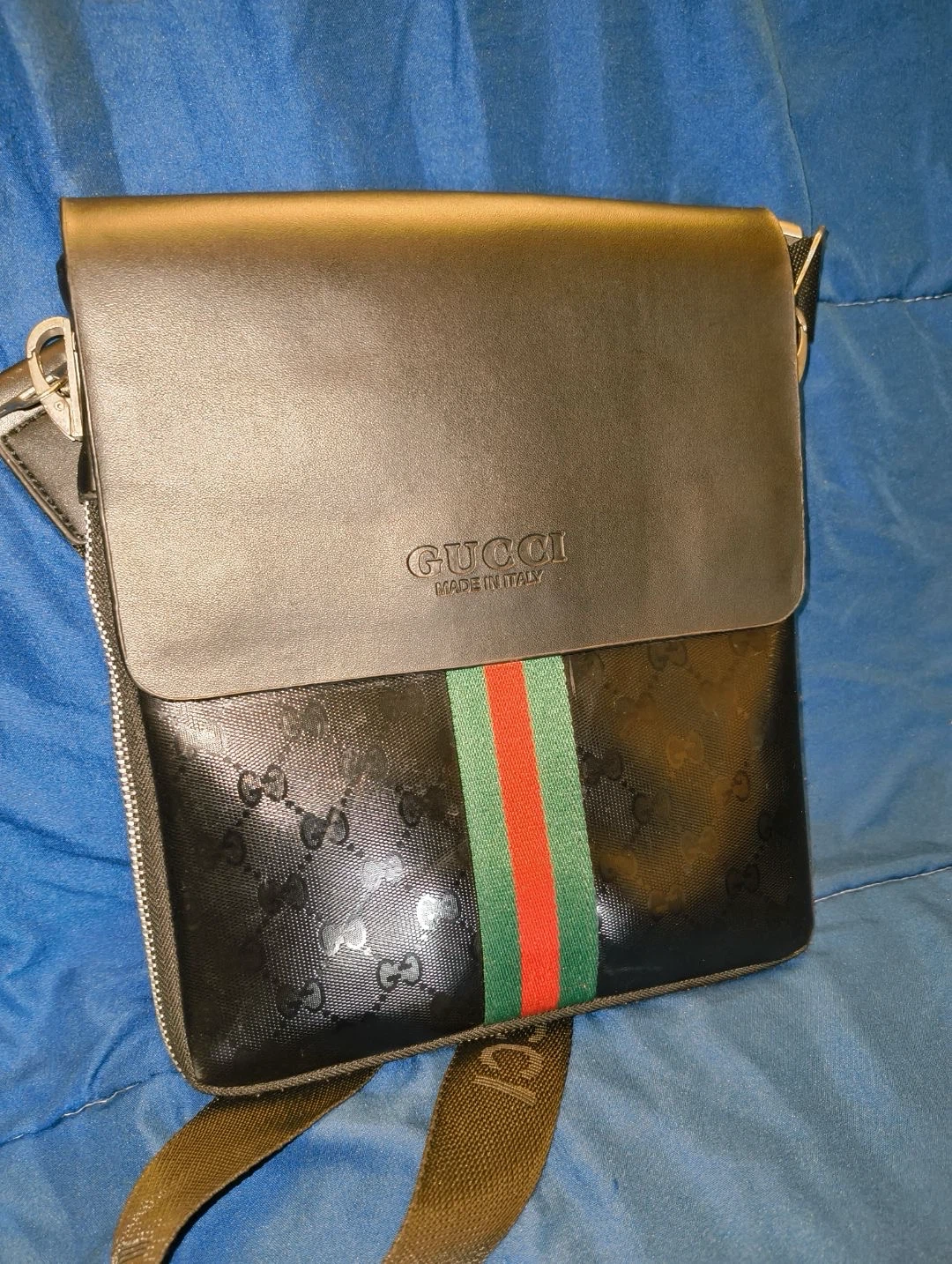 Gucci Messenger Bag