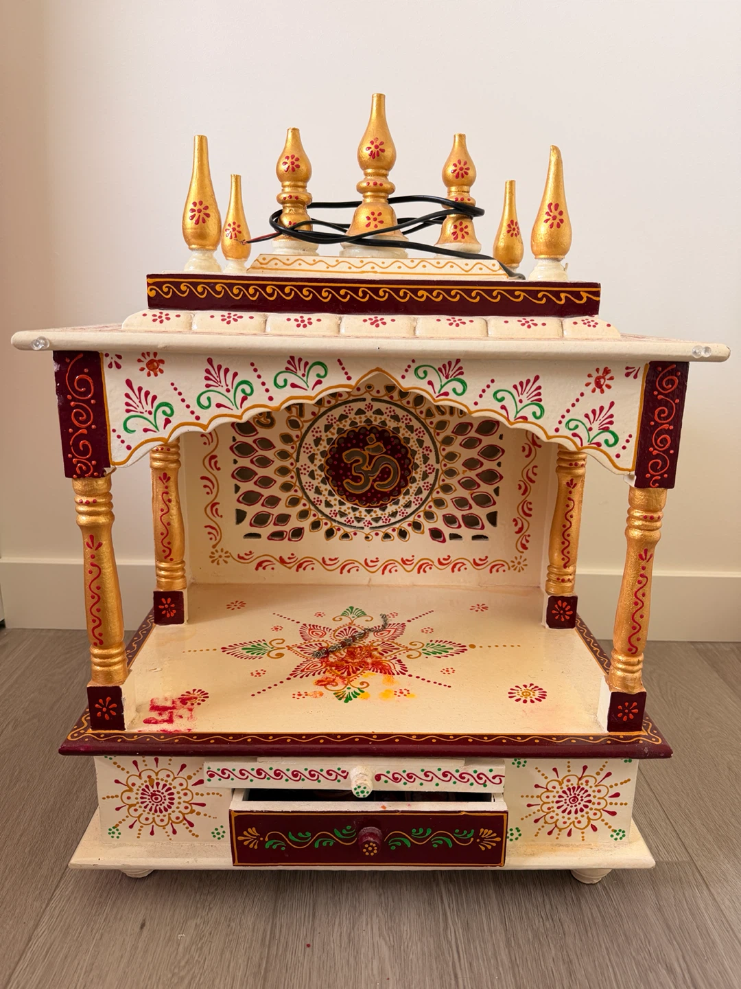 Decorative Wooden Mandir / Pooja Unit