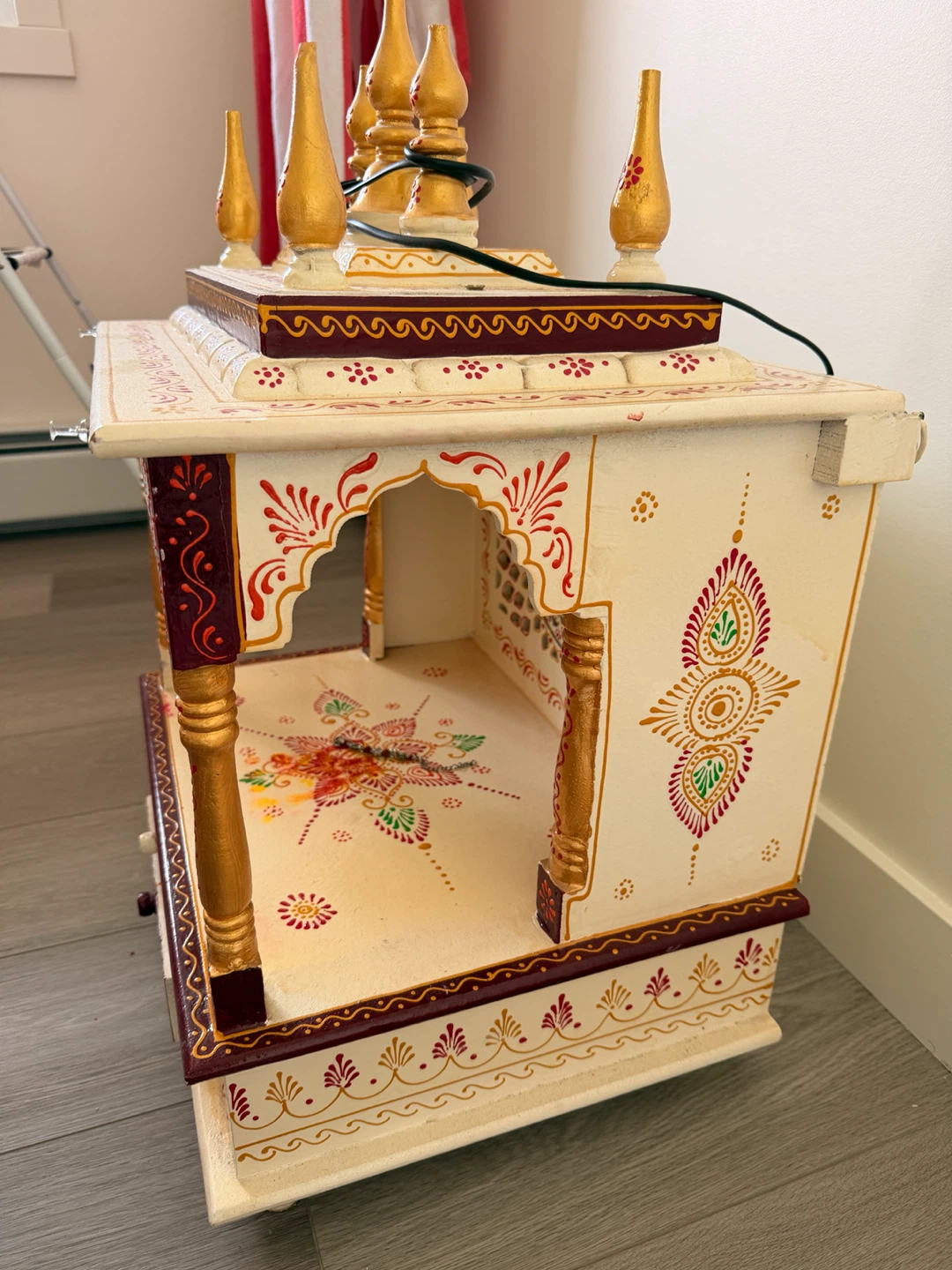 Decorative Wooden Mandir / Pooja Unit - photo 2