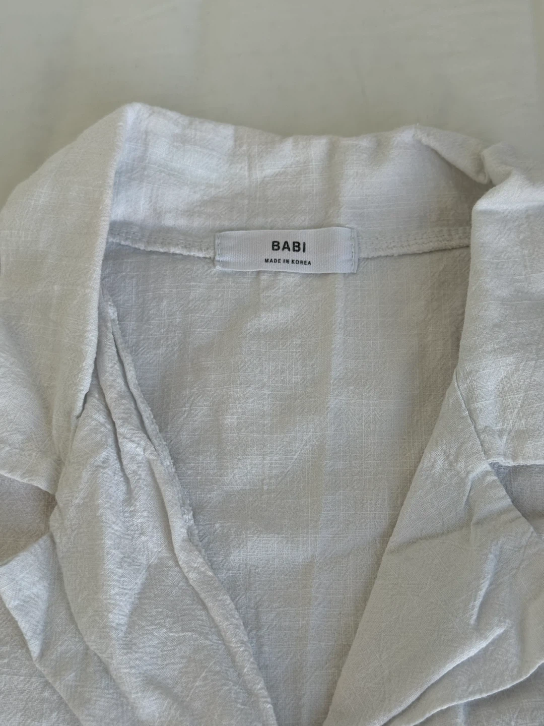 BABI White Short Sleeve Button-Up Shirt - photo 2