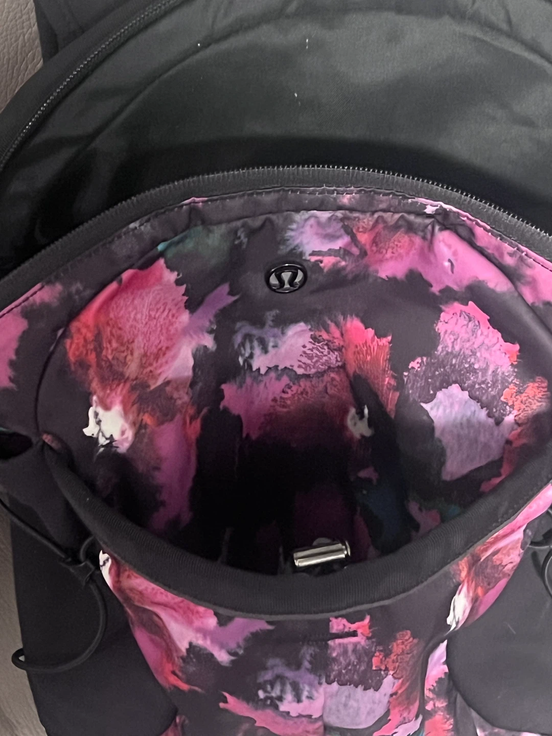 Lululemon Vintage Run All Day Backpack. Very good condition - photo 2