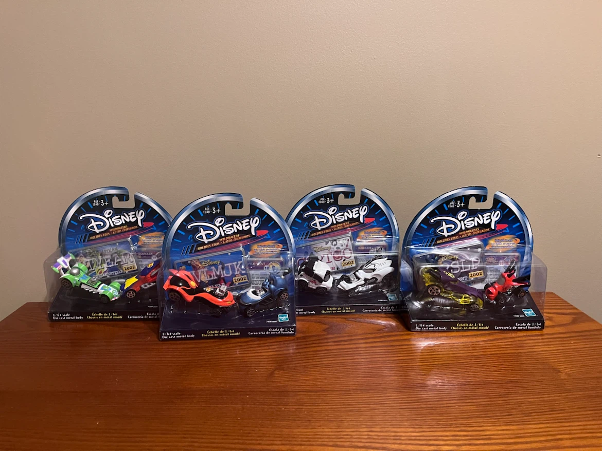 VINTAGE (2002) DISNEY WILD RACERS (1:64 Scale diecast)