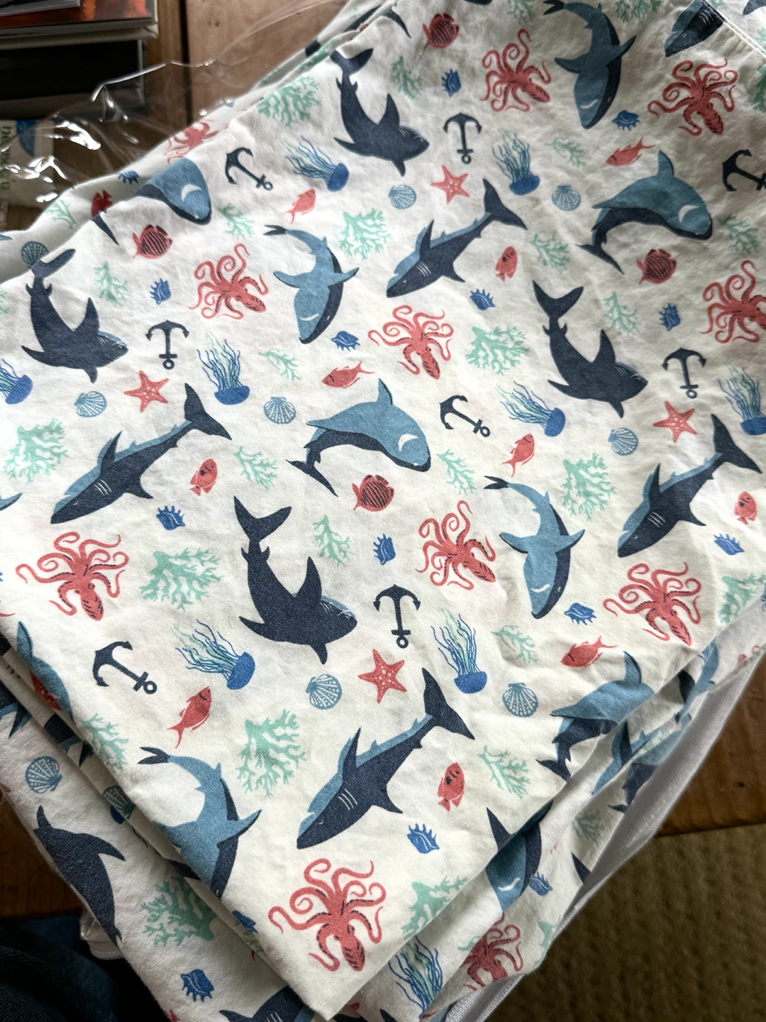 Kids Bedding Set - Shark & Ocean Theme Full size