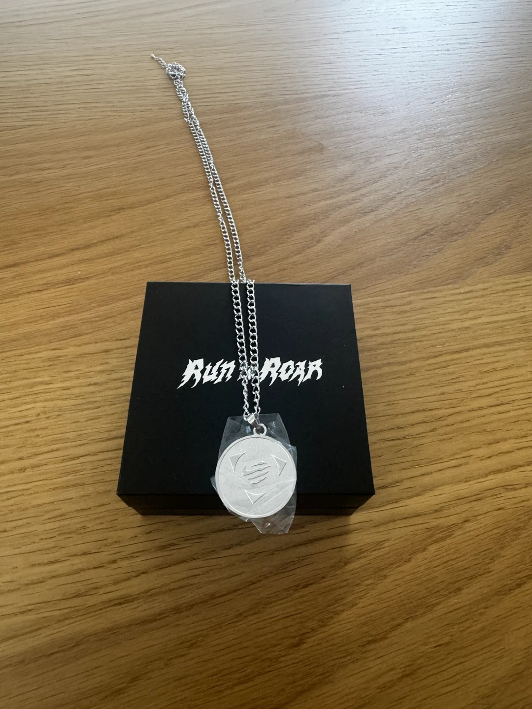 Nike Run & Roar Necklace with Pendant