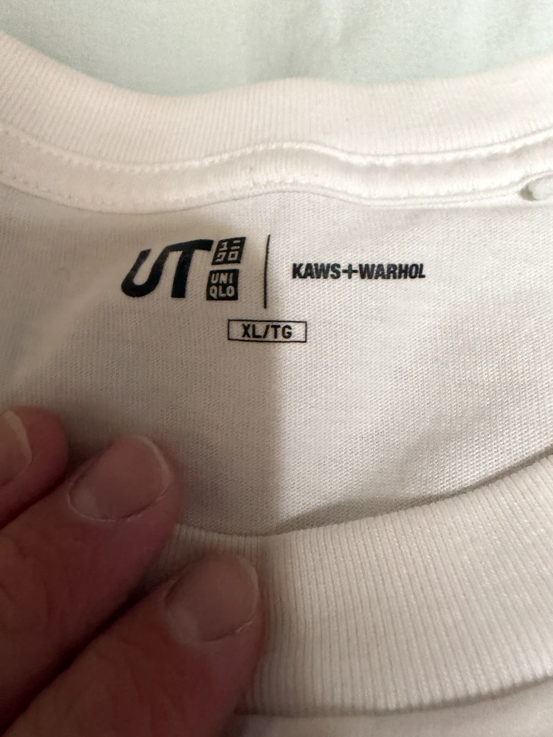 Uniqlo UT KAWS+WARHOL XL T-Shirt - photo 4