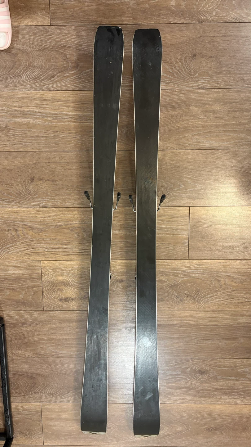 146cm skis - photo 2