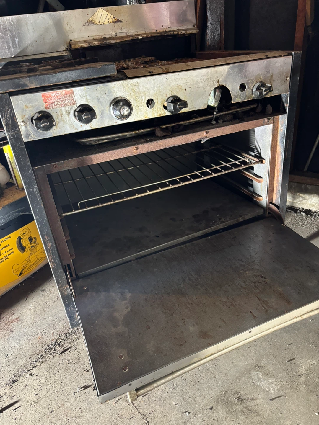 Commercial Gas Range with Griddle and Oven - photo 2