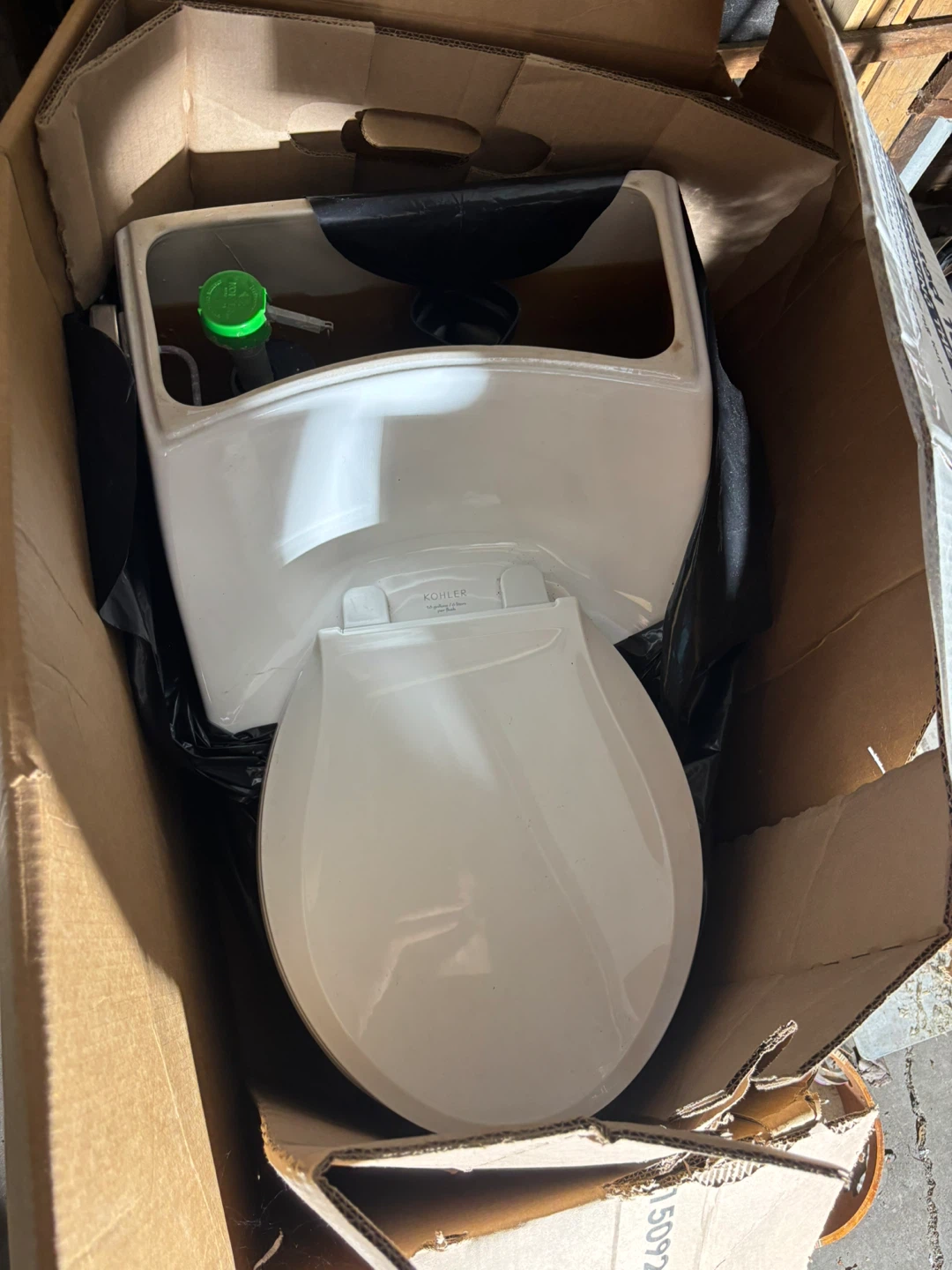 Kohler Toilet Bowl and Tank Assembly