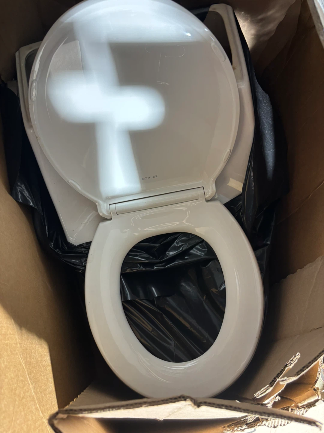 Kohler Toilet Bowl and Tank Assembly - photo 2