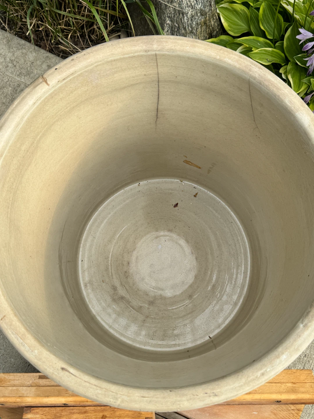 Imperial 10-Gallon Crock with Lid and Wooden Grater - photo 3