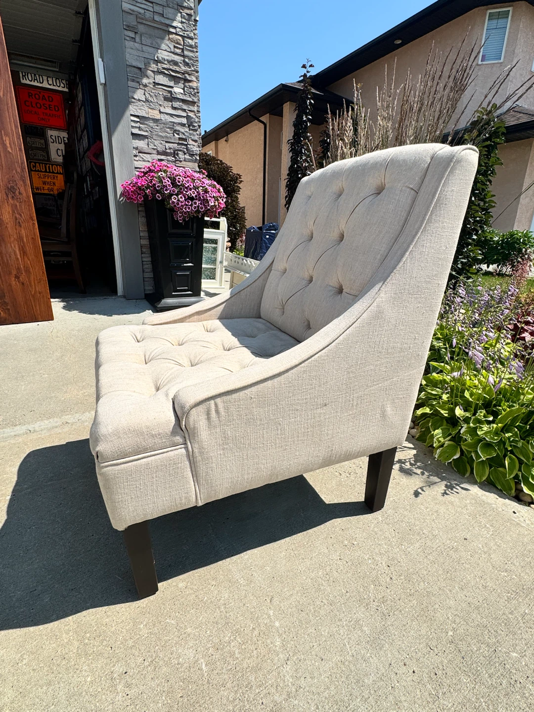 Tufted Accent Chair - Light Beige Linen - photo 3