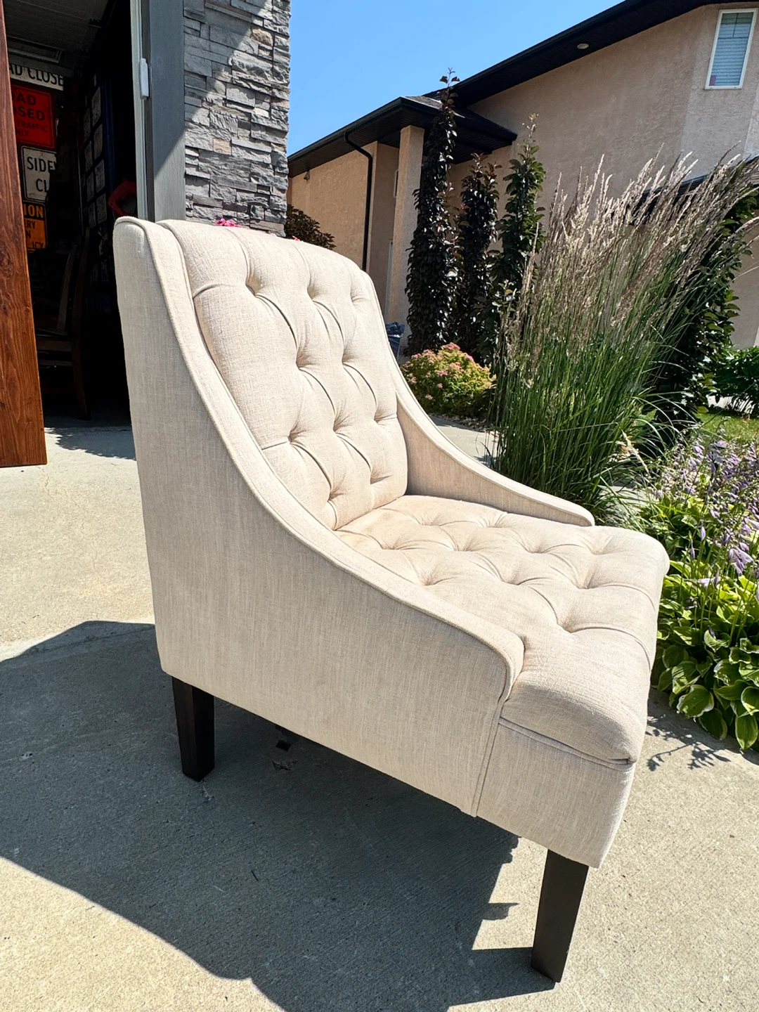 Tufted Accent Chair - Light Beige Linen - photo 4