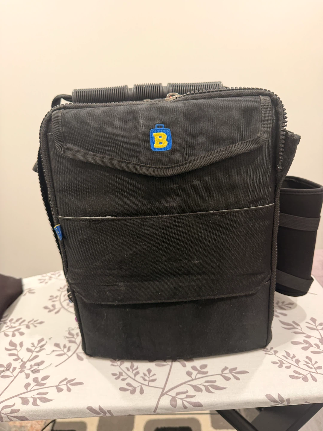 Black "B" Logo Bag with Multiple Compartments - photo 4