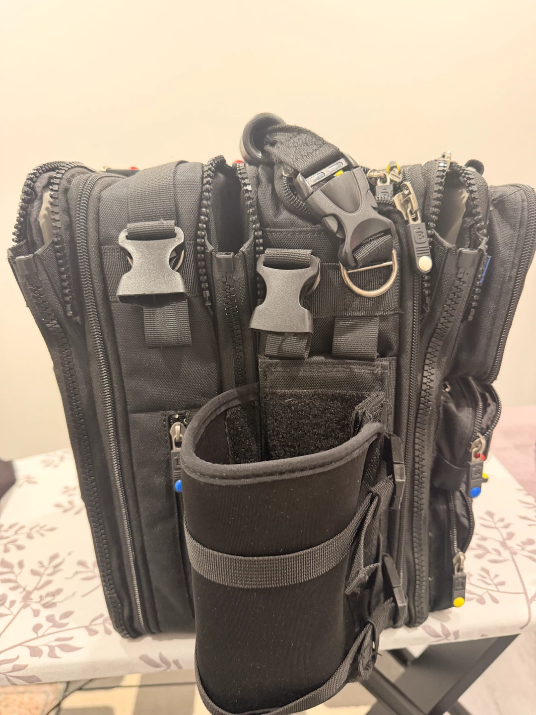 Black "B" Logo Bag with Multiple Compartments - photo 5