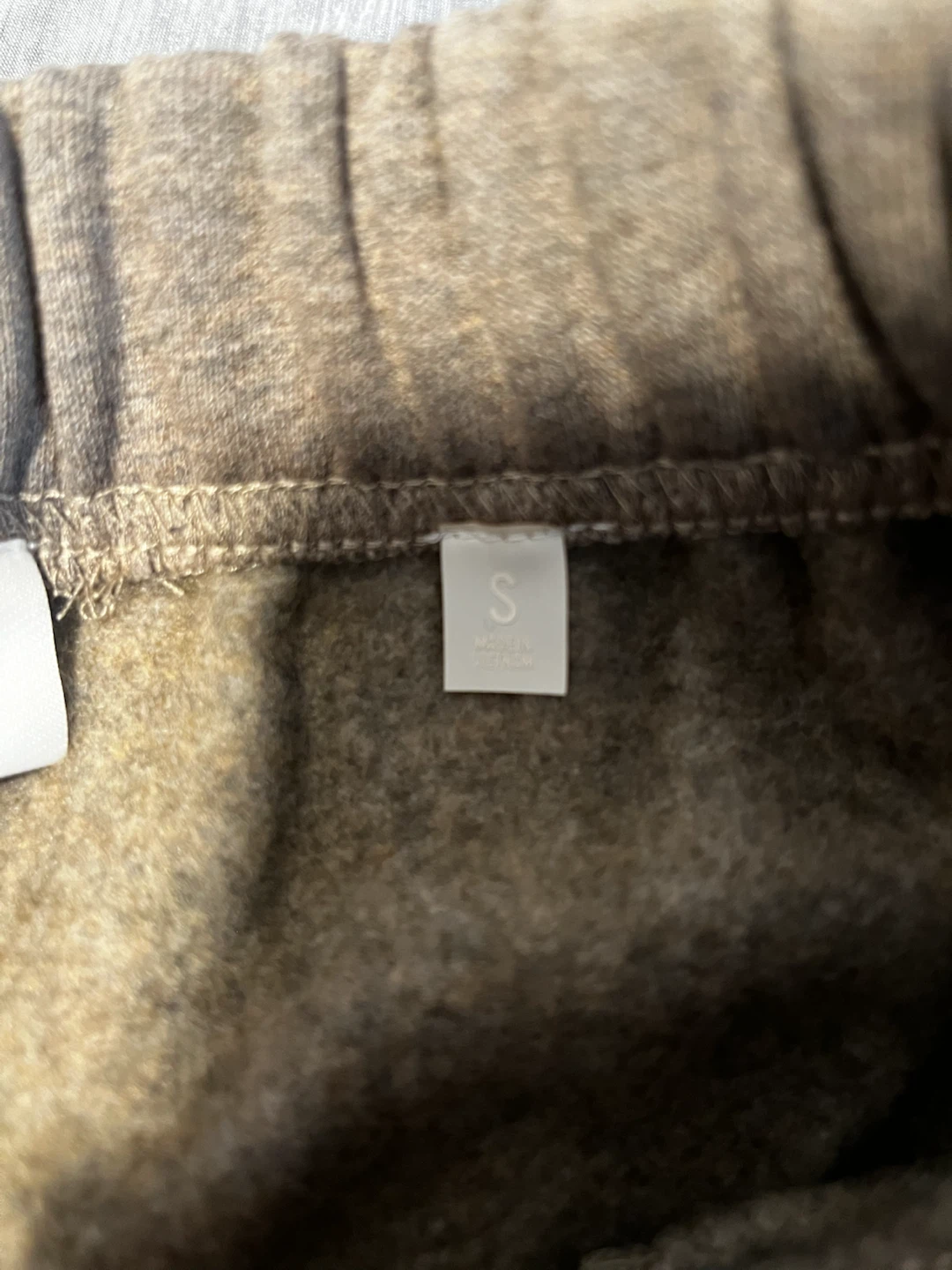 Fear of God Essentials Sweatshorts Size S - photo 5