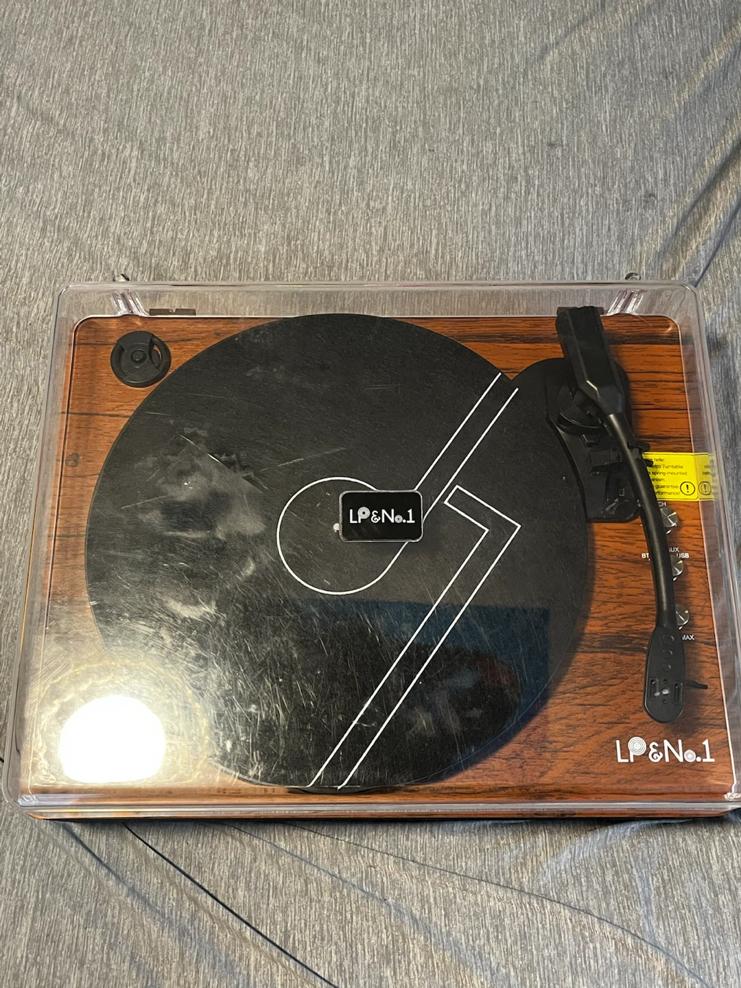 LP&No.1 Retro Turntable Record Player