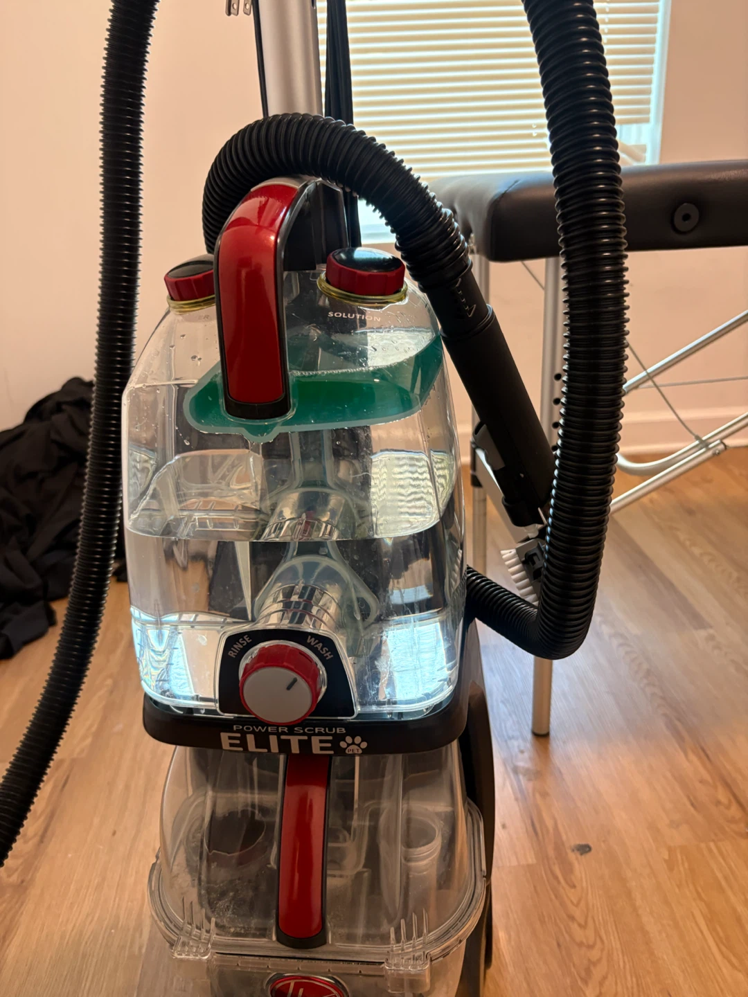 Hoover Power Scrub Elite Pet Carpet Cleaner - photo 2