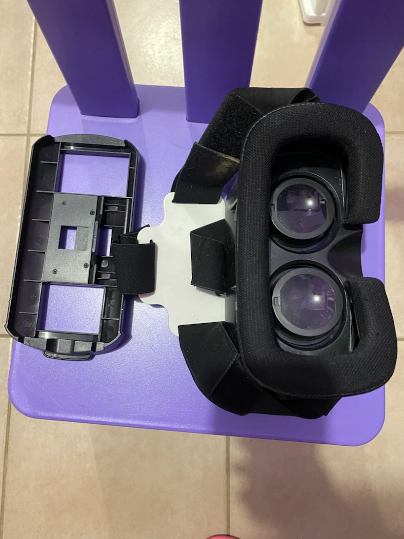 Virtual Reality Headset with Phone Holder