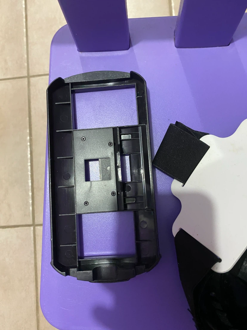 Virtual Reality Headset with Phone Holder - photo 5