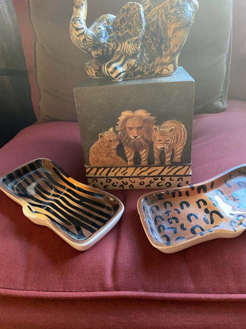 Vintage Animal Print Tissue Box Cover