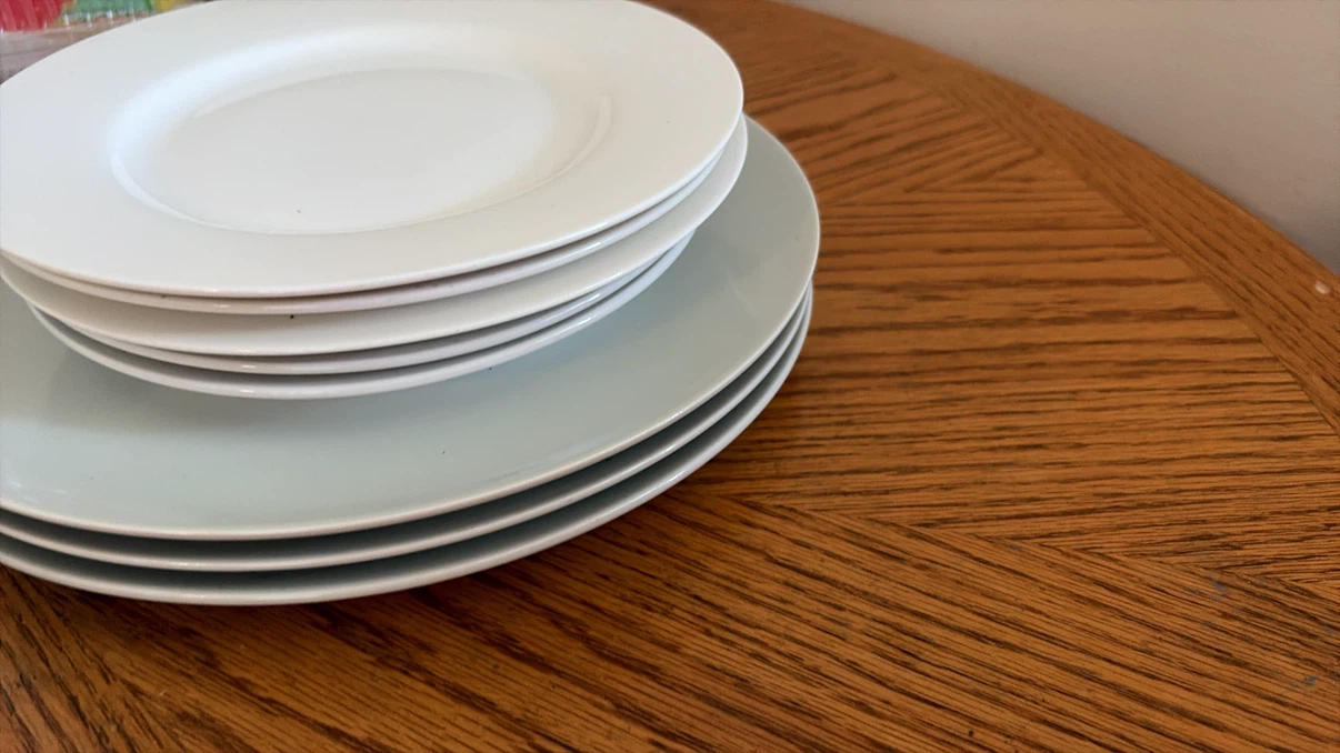 Set of Plates