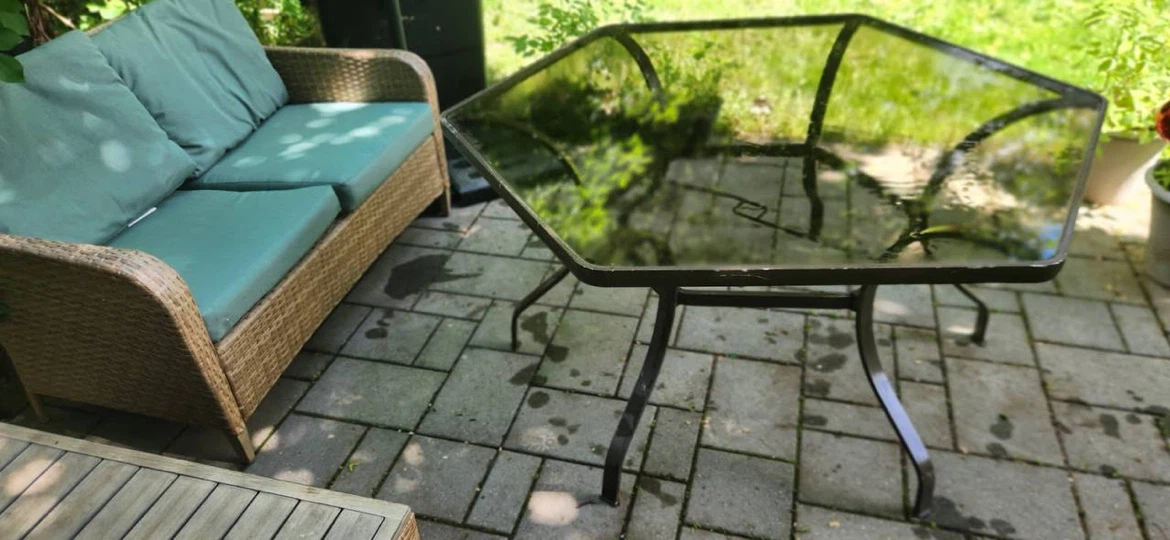 Patio Glass Table - photo 2