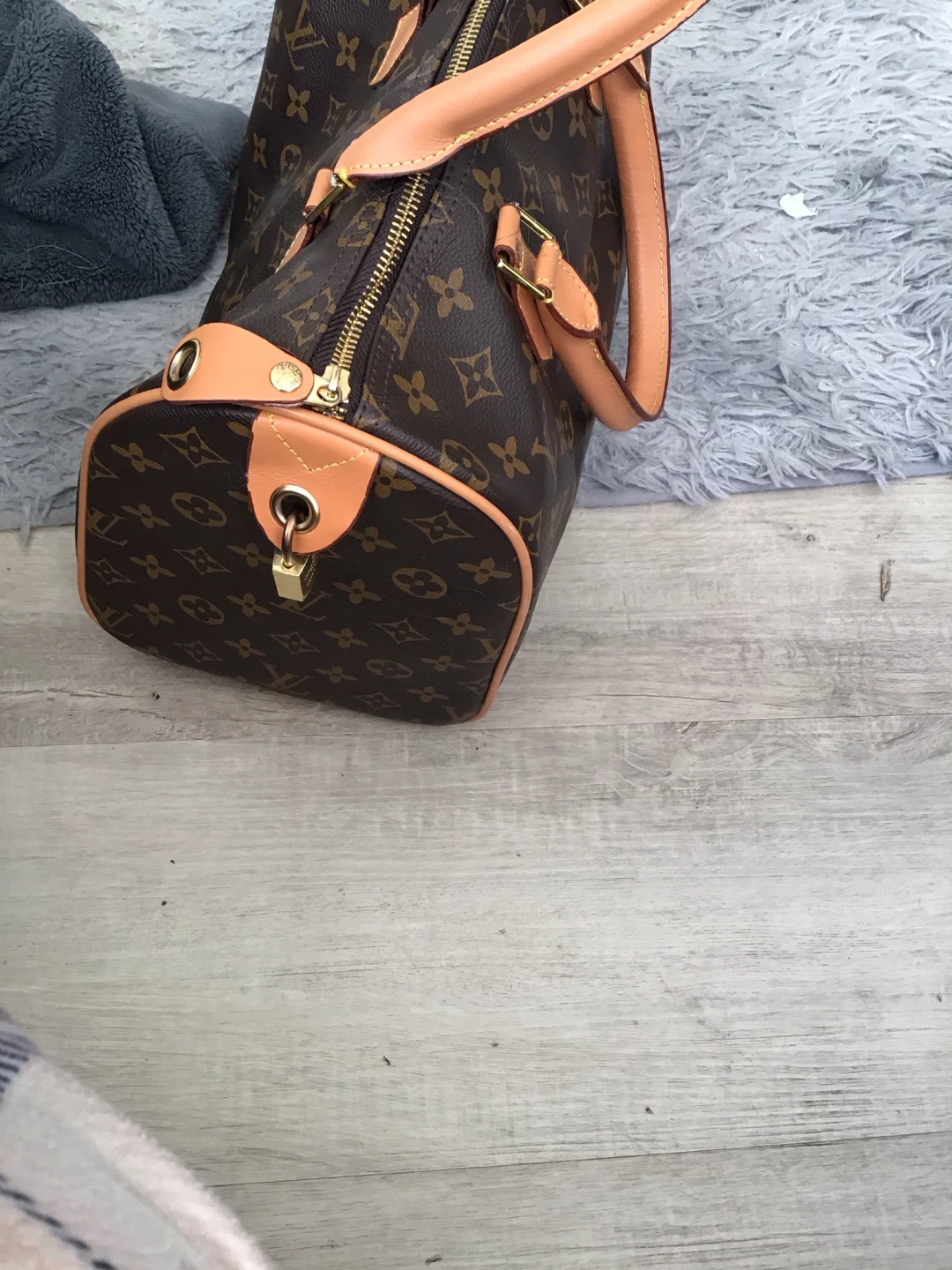 Louis Vuitton Speedy 30 Monogram Canvas Handbag - photo 2
