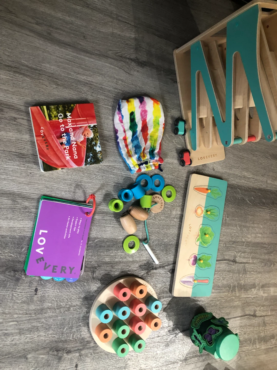 Lovevery The Pioneer Play Kit - 16-18 mths - photo 2