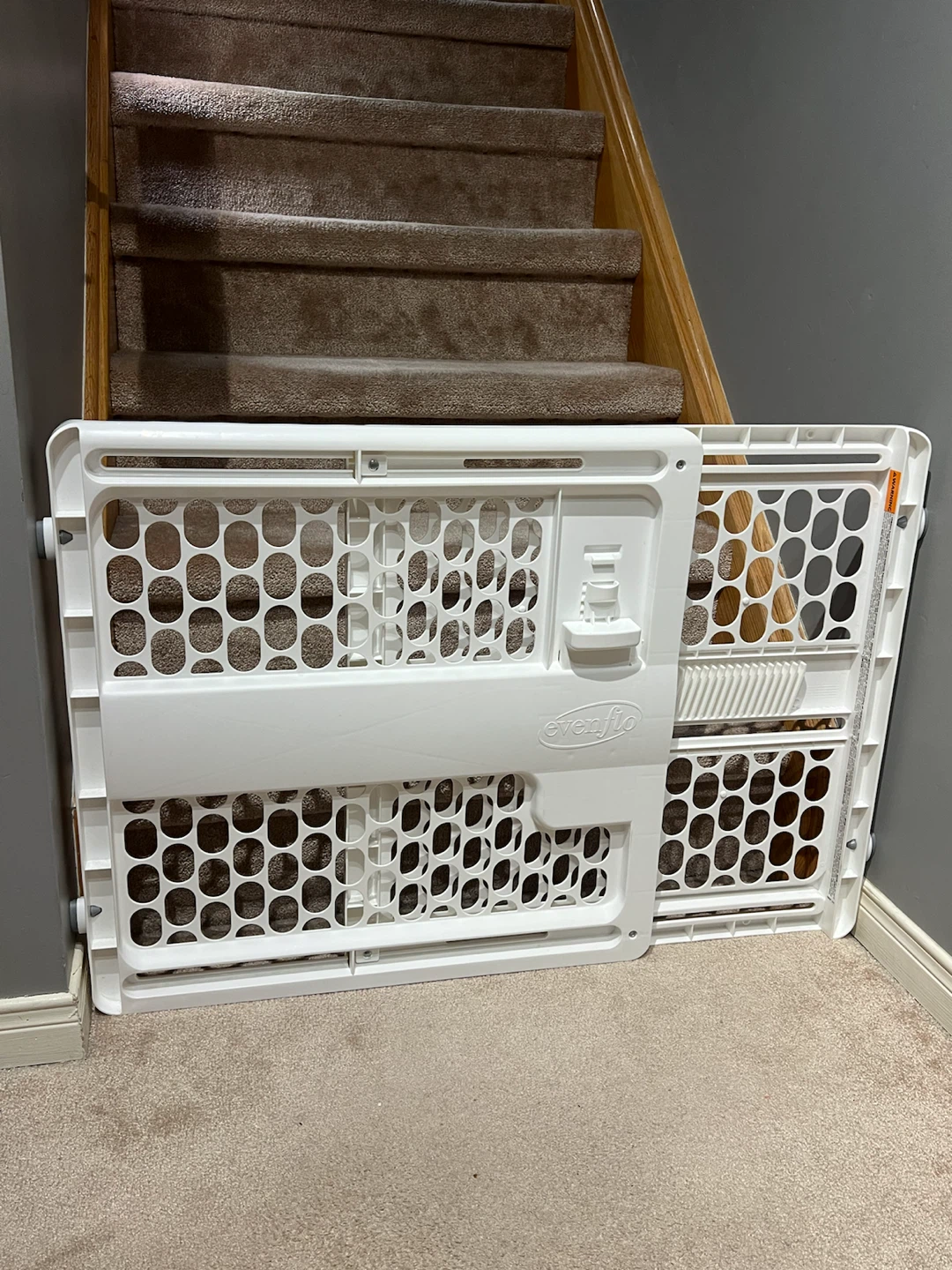 Evenflo Baby Gate - photo 4