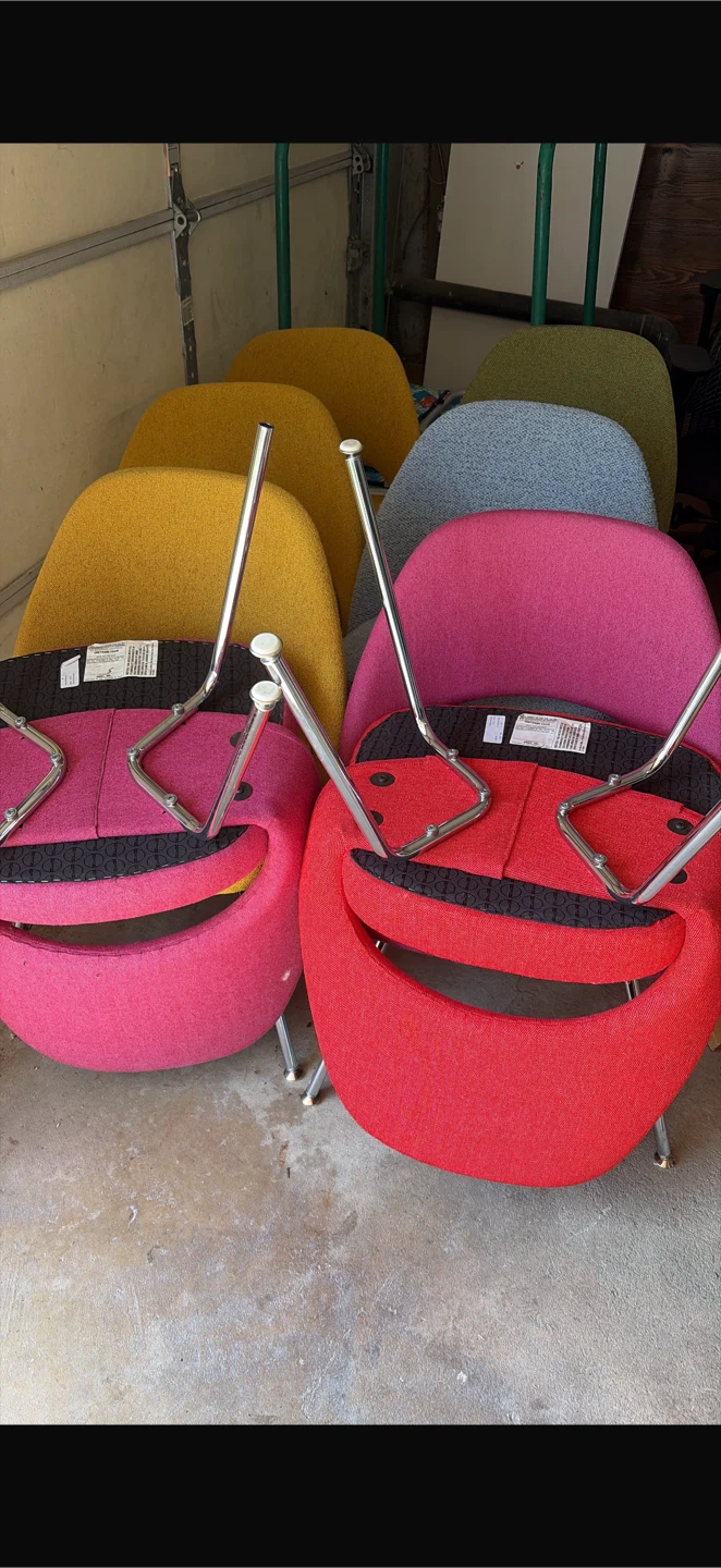 Knoll Saarinen-armless Chairs - photo 3