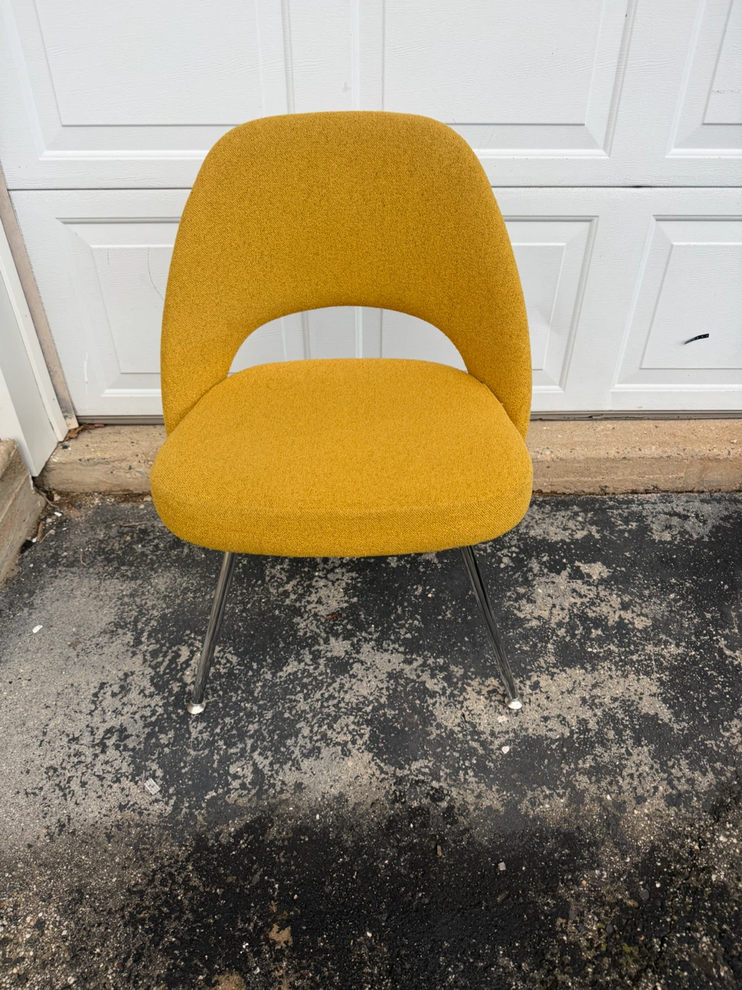 Knoll Saarinen-armless Chairs - photo 5