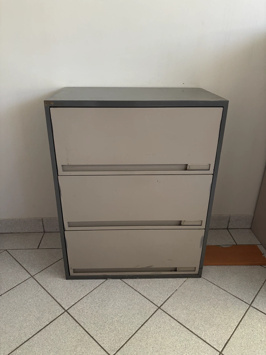 Filing Cabinet , 23 gurney crescent 8am till 3pm