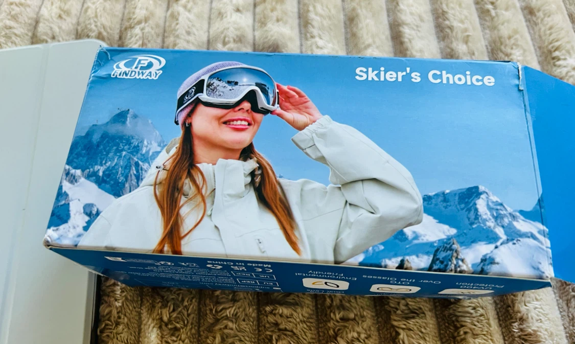 BRAND NEW Findway Ski Goggles YH208