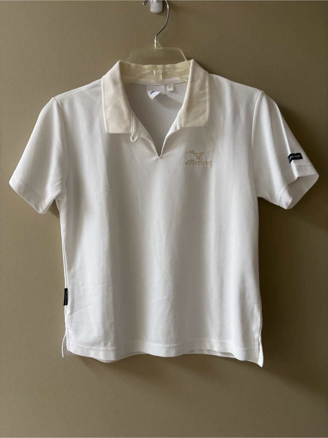 Free women’s Mizuno White Polo Shirt