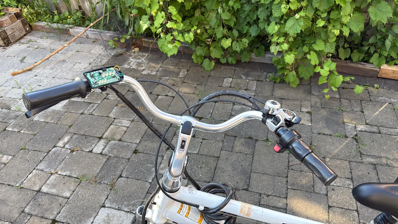 Explorer XM25 Electric Bike - White - photo 3