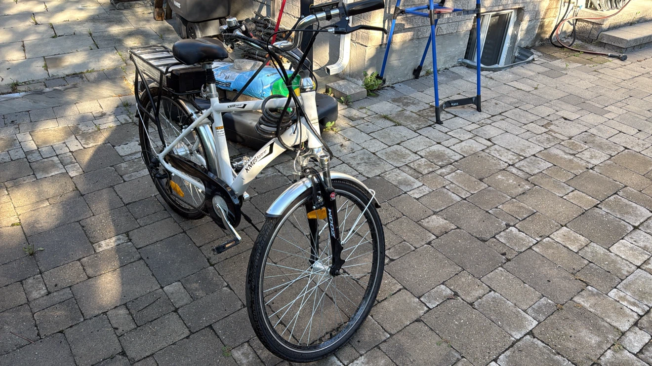 Explorer XM25 Electric Bike - White - photo 4