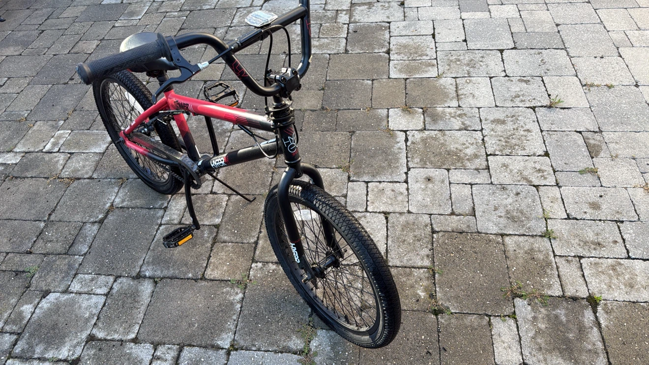 Hyper Spinner BMX Bike - Red and Black - photo 2