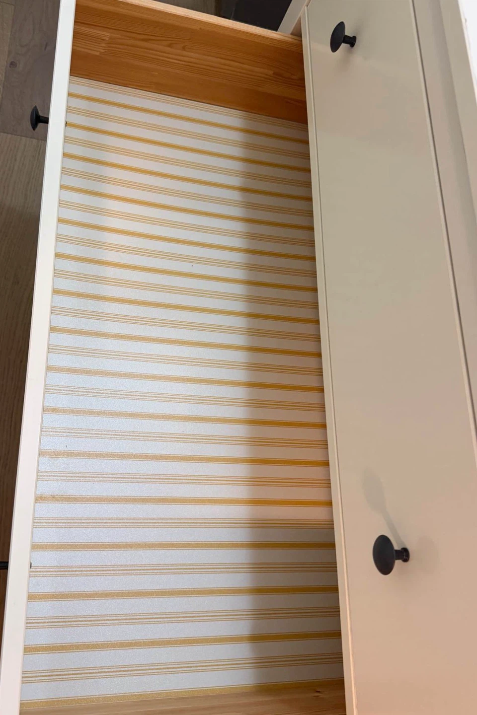 IKEA Hemnes Dresser W Mirror - photo 4