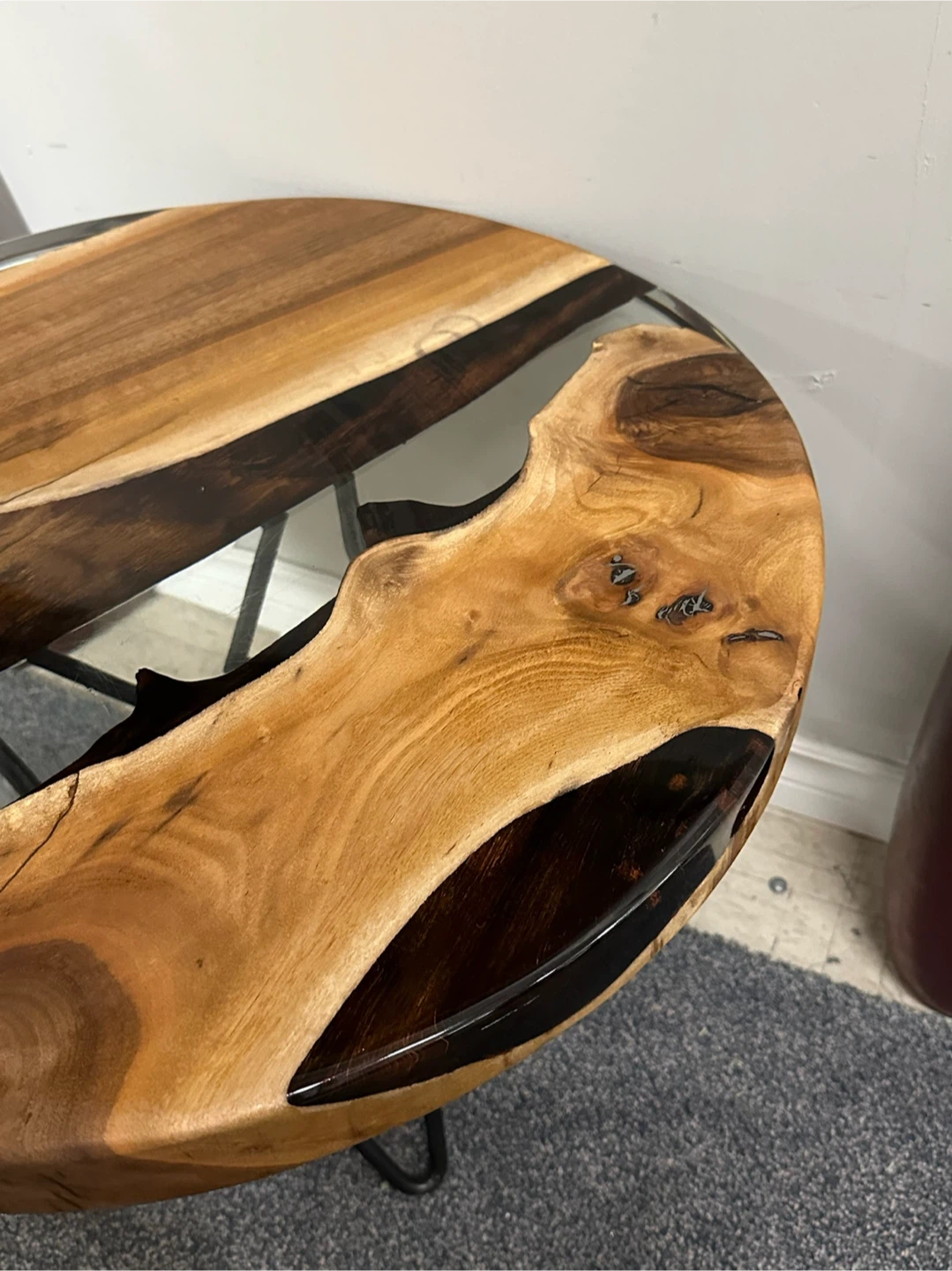 Wood/Resin Table - photo 5
