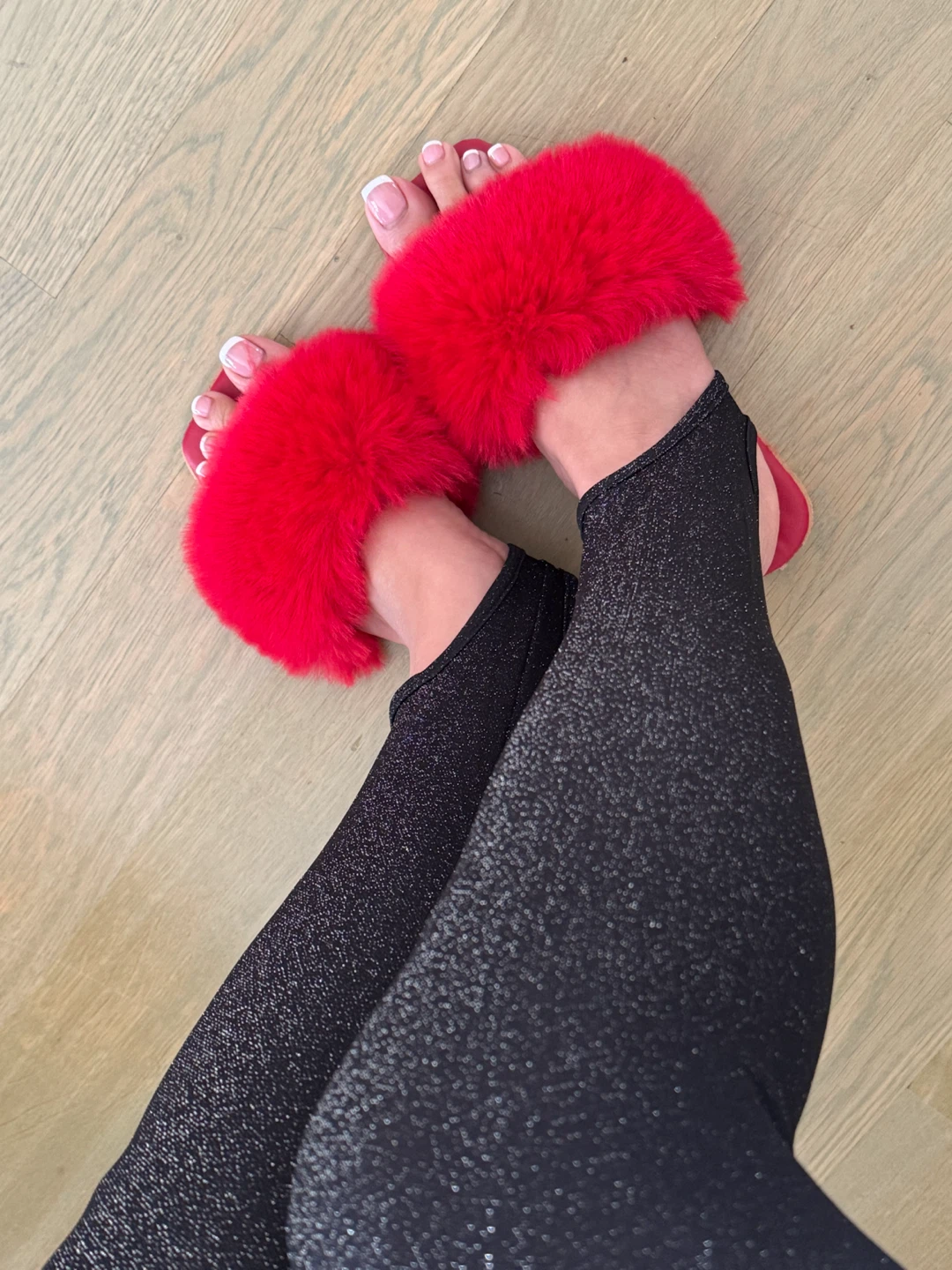 Red Fuzzy Fur Slides Slippers size 36 38 39